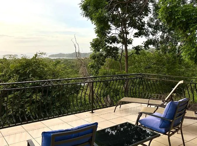 Seaside Serenity 2b2b With Panoramic Terrace Coco