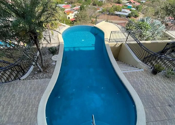Сasa de vacaciones Seaside Serenity 2b2b With Panoramic Terrace Coco