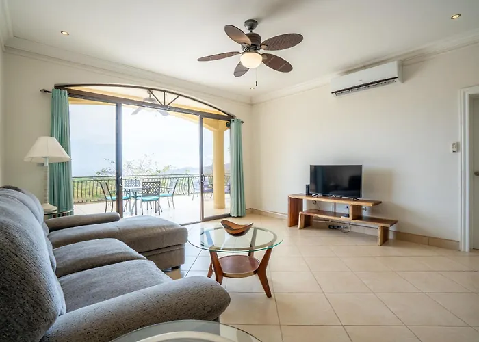 Holiday home Seaside Serenity 2b2b With Panoramic Terrace