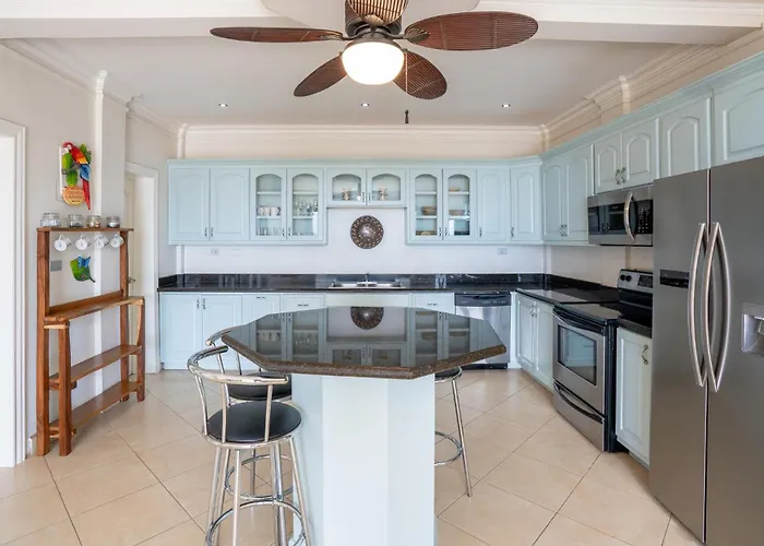 Seaside Serenity 2b2b With Panoramic Terrace Holiday home *